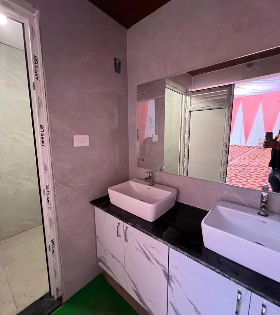 Guest house Shiva Kashi Inn India
