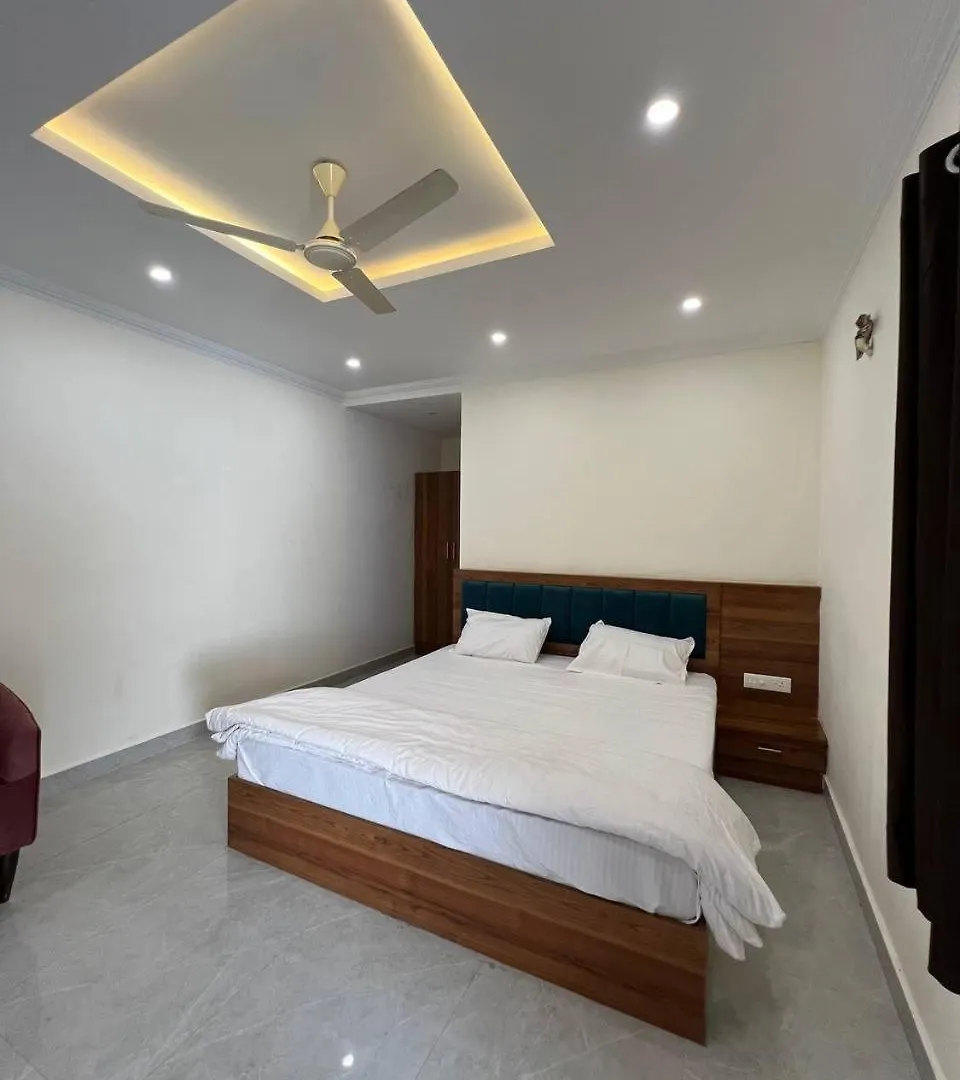 Shiva Kashi Inn Guest house