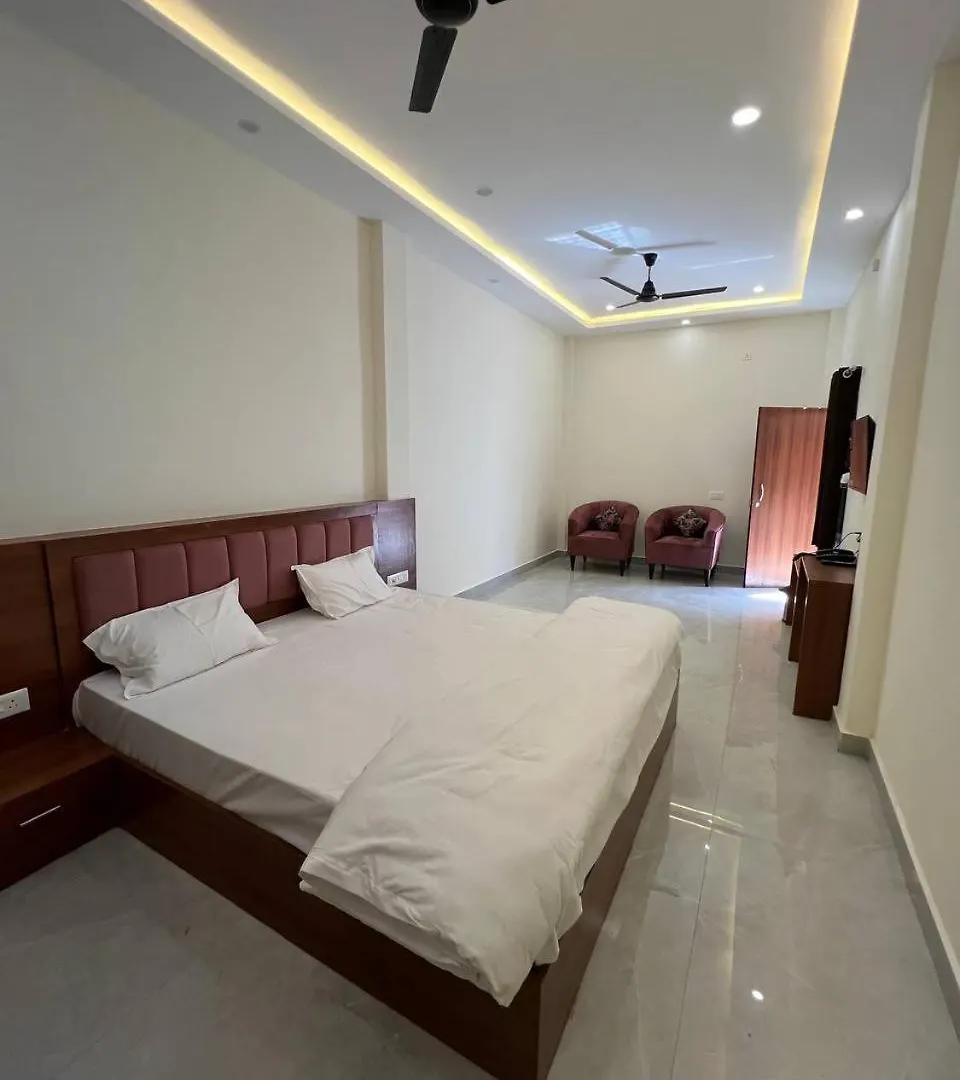 Shiva Kashi Inn