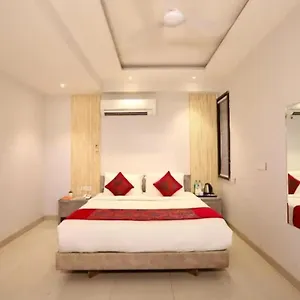 Stanley-near Delhi Airport New Delhi
